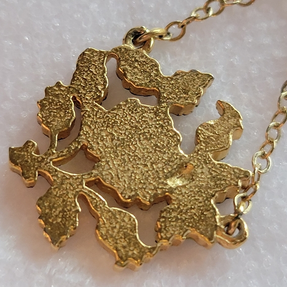 Vintage 1928 Gold Enamel Floral Pendant Necklace - Picture 8 of 11
